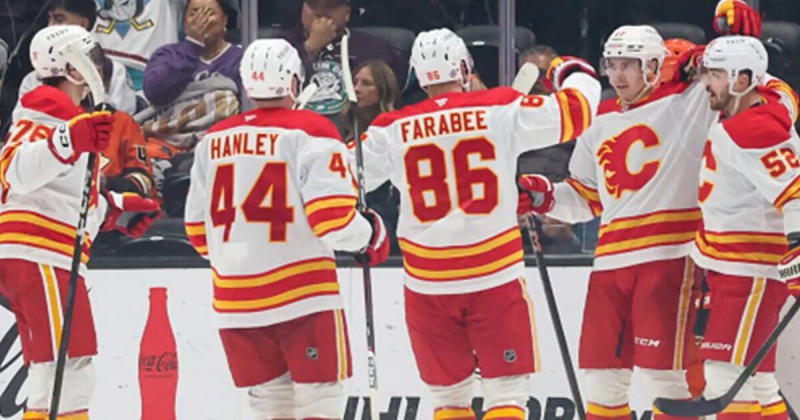 «Калгари» обыграл «Миннесоту» и приблизился к зоне плей-офф на Западе. У «Флэймс» 90 очков в 79 играх, у «Уайлд» и «Сент-Луиса» – по 93 в 80