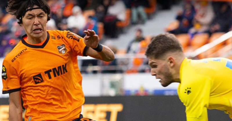 «Урал» обыграл «Нефтехимик», уступая 0:2 к перерыву – 3:2. У Шатова 7 побед в 12 играх во главе екатеринбуржцев